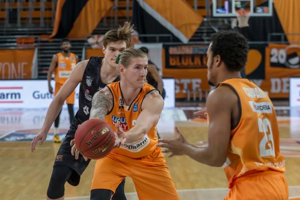 行业经验与 行业经验与